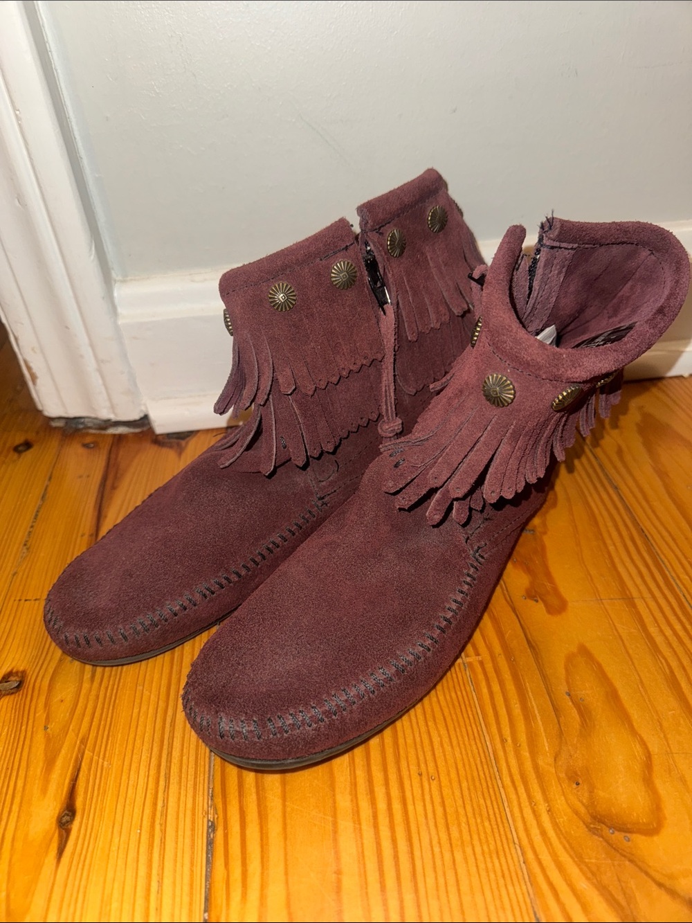 Minnetonka Burgundy Suede Fringe Ankle Boots